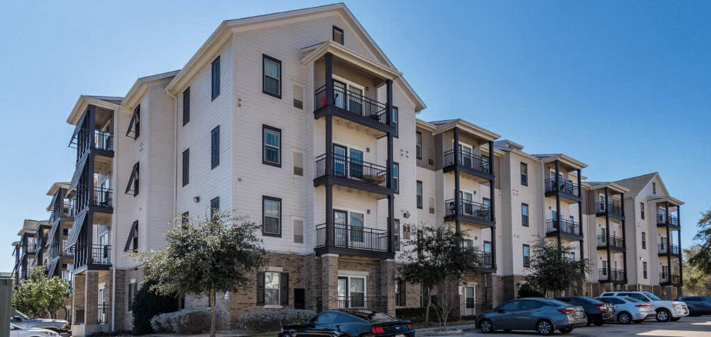 Apartments Near UTSA | Avalon Place